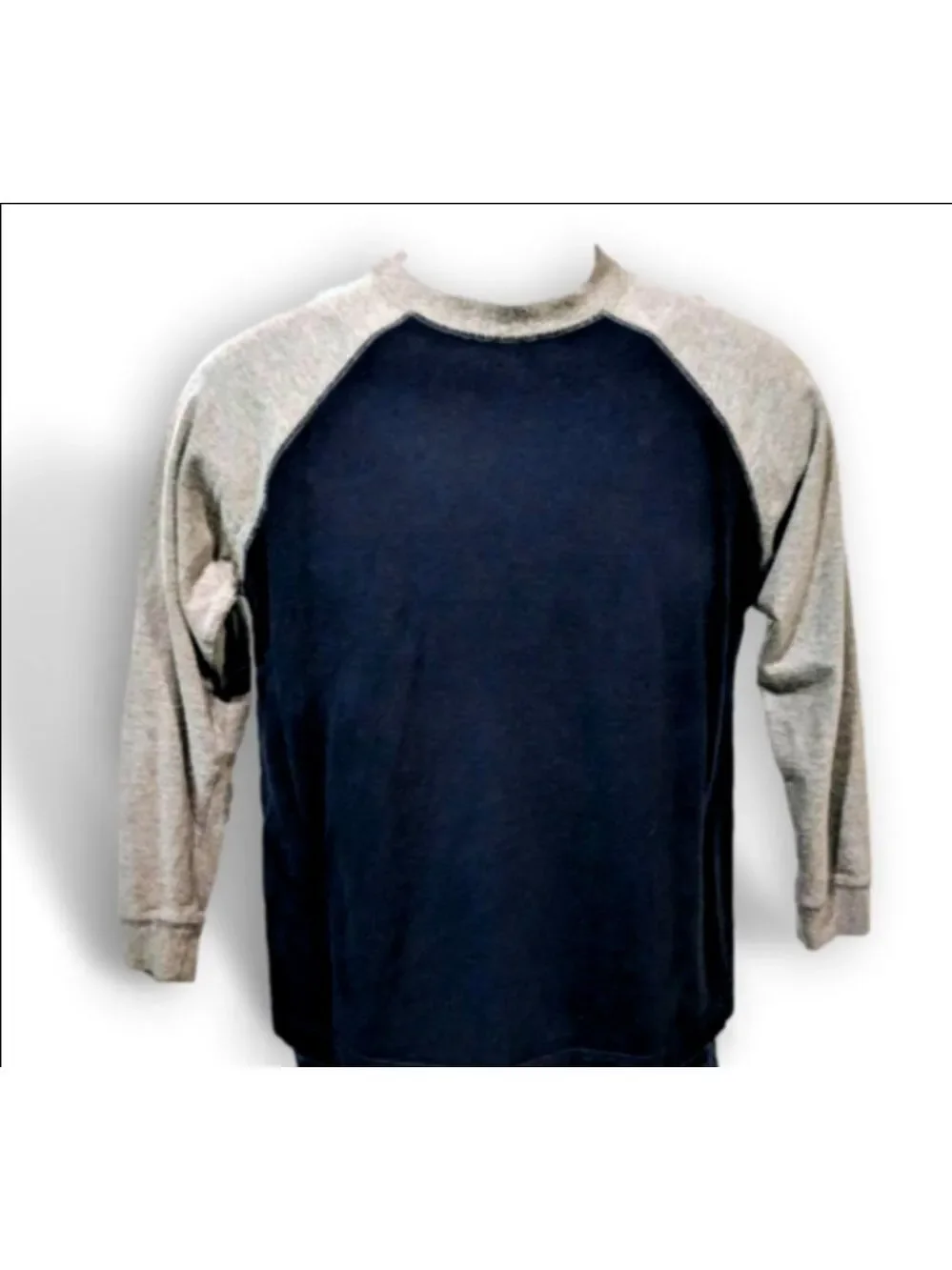 Raglan tee